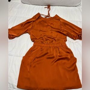 COPY - MK Orange mini dress 👗